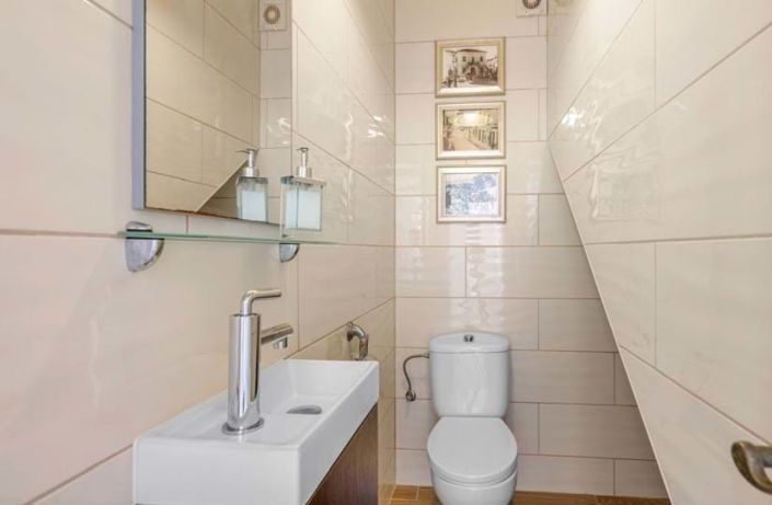 Image No.15-3 Bed Villa for sale