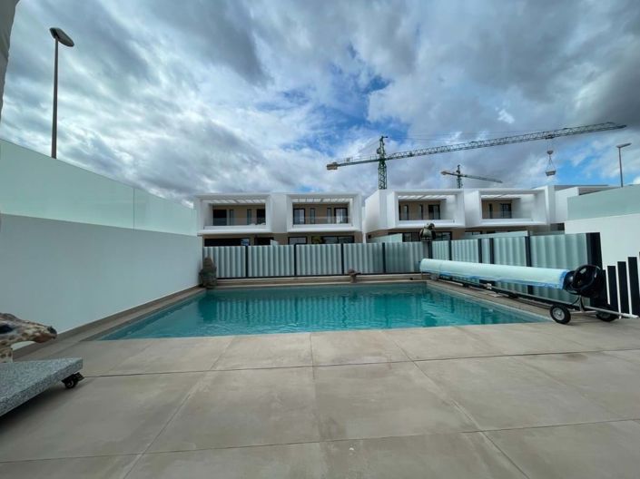 Image No.10-3 Bed Villa for sale