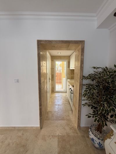 Image No.11-3 Bed Property for sale