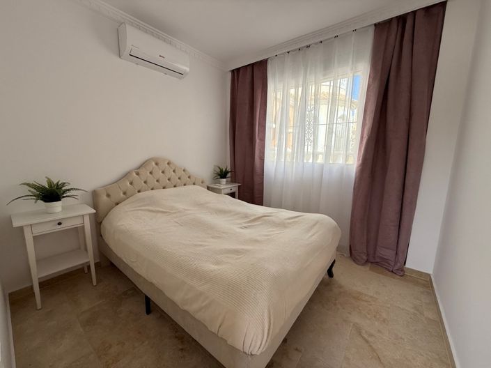 Image No.14-3 Bed Property for sale