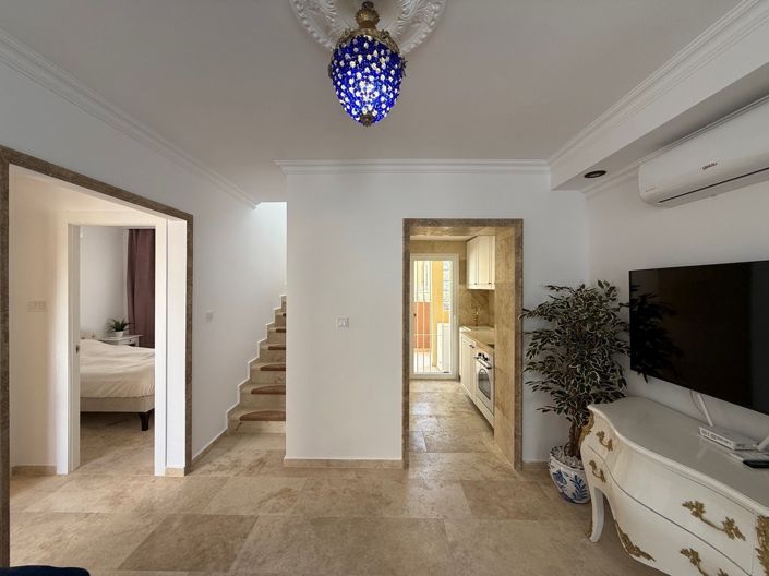 Image No.5-3 Bed Property for sale