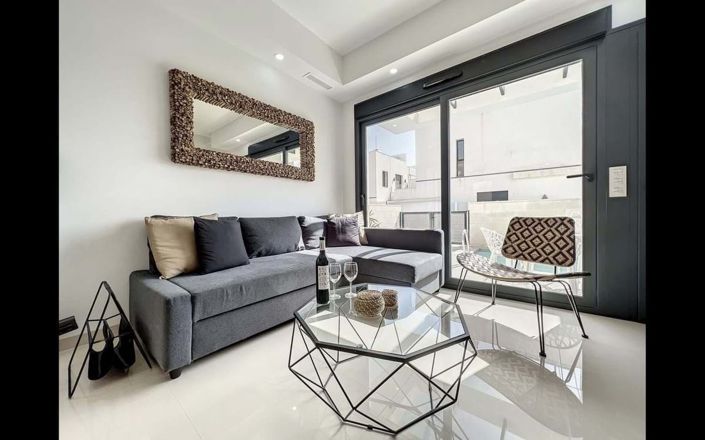 Image No.4-3 Bed Villa for sale