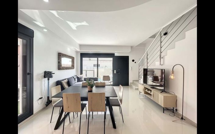 Image No.9-3 Bed Villa for sale