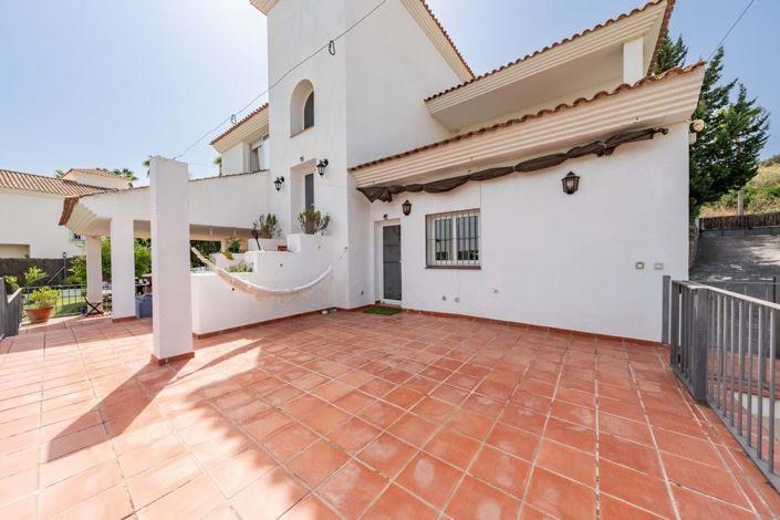 Image No.29-5 Bed Villa for sale