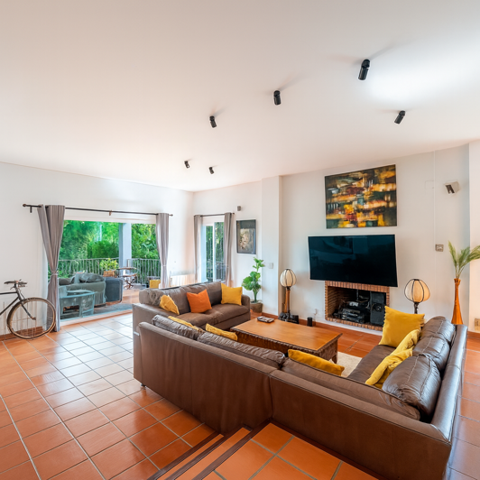 Image No.46-5 Bed Villa for sale