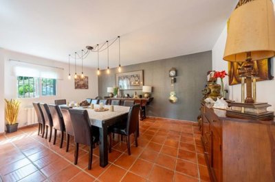 1447-644420-78d1f4f8b6655591b02d22fabb36a692d