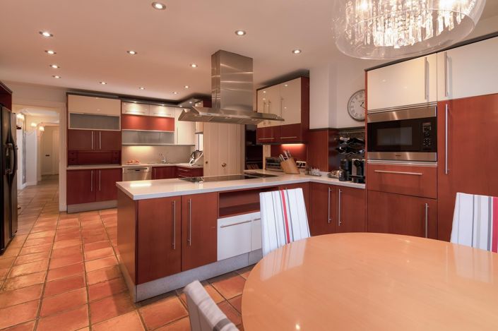 Image No.20-6 Bed Villa for sale