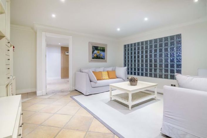 Image No.29-6 Bed Villa for sale