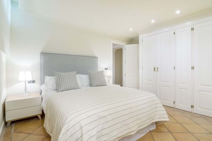 Image No.46-6 Bed Villa for sale