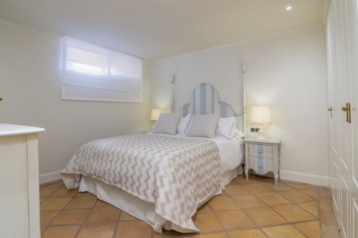 Image No.47-6 Bed Villa for sale