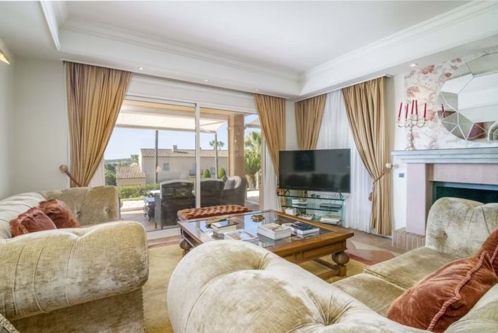 Image No.5-6 Bed Villa for sale