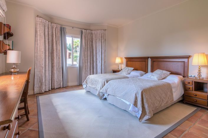 Image No.55-6 Bed Villa for sale