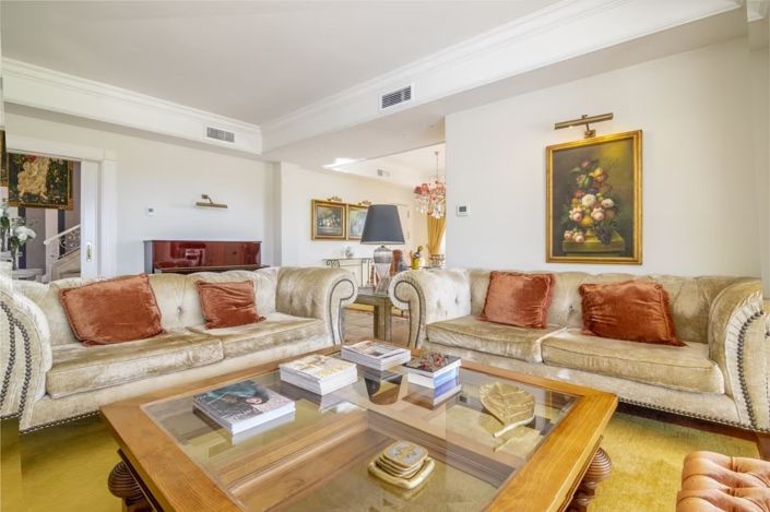 Image No.6-6 Bed Villa for sale