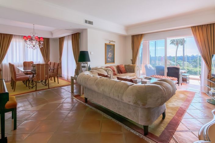 Image No.7-6 Bed Villa for sale