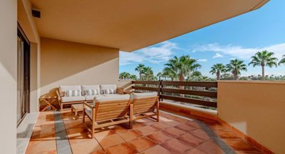 1447-644421-78d1f4f8b6655591b02d22fabb36a692d