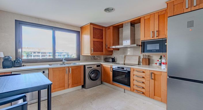 Image No.7-3 Bed Apartment for sale