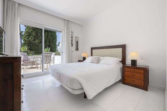 Image No.21-2 Bed Apartment for sale