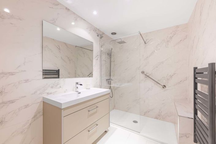 Image No.25-2 Bed Apartment for sale