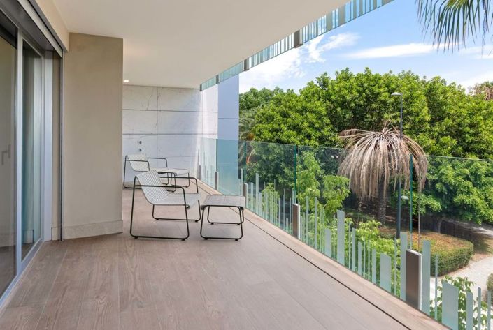 Image No.12-3 Bed Apartment for sale