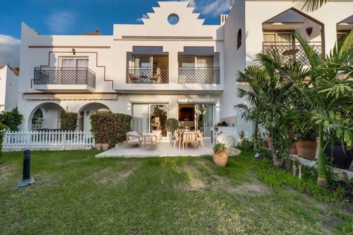 Image No.2-Maison de ville de 4 chambres à vendre à Marbella