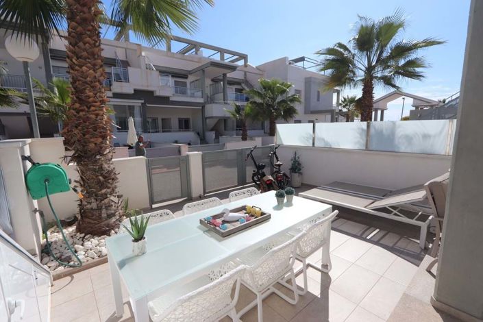 Image No.19-2 Bed Apartment for sale