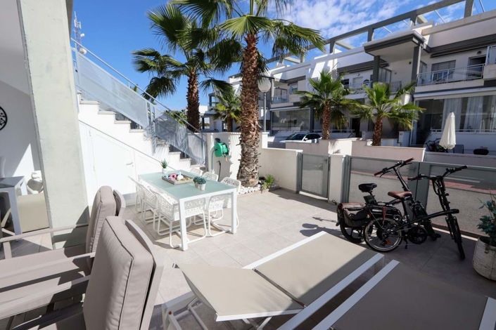 Image No.23-2 Bed Apartment for sale