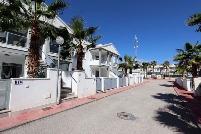 Image No.28-2 Bed Apartment for sale