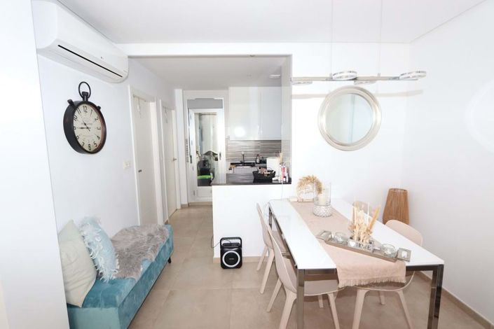 Image No.9-2 Bed Apartment for sale