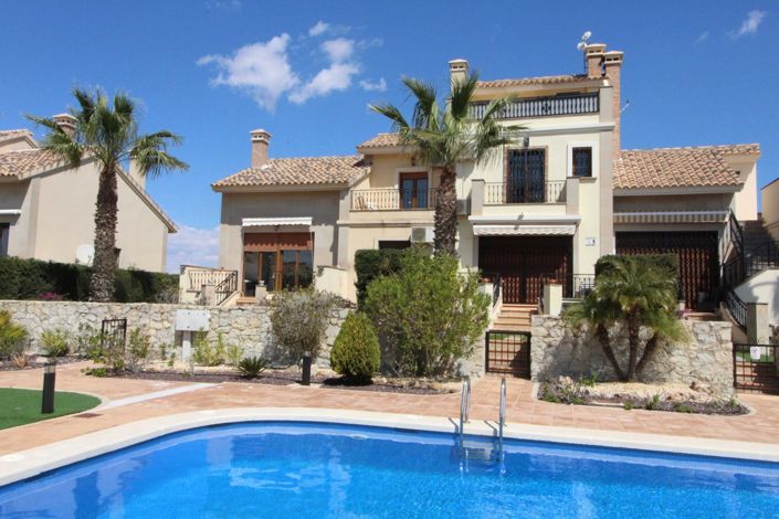 Image No.1-3 Bed Semi-Detached for sale