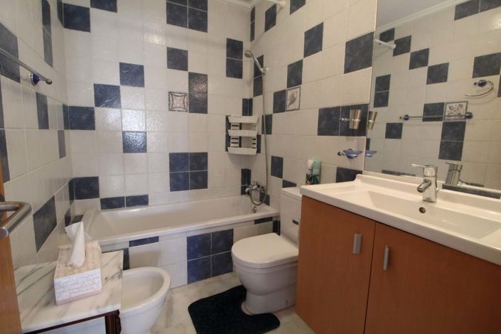 Image No.13-3 Bed Semi-Detached for sale