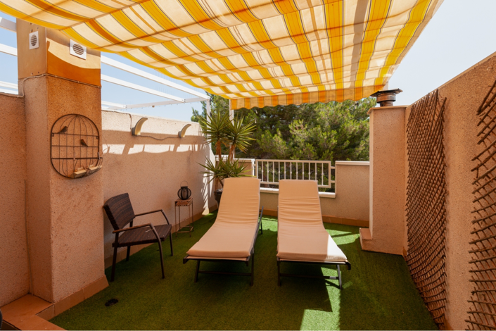 Image No.32-2 Bed Townhouse for sale