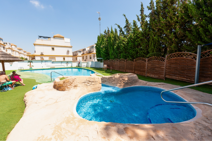 Image No.34-2 Bed Townhouse for sale