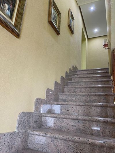 Image No.10-5 Bed Townhouse for sale