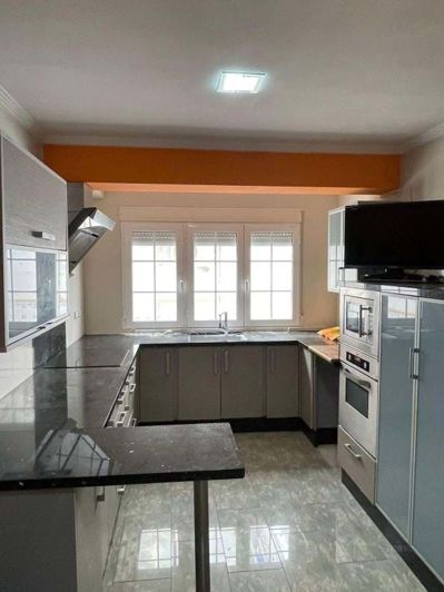 Image No.4-5 Bed Townhouse for sale