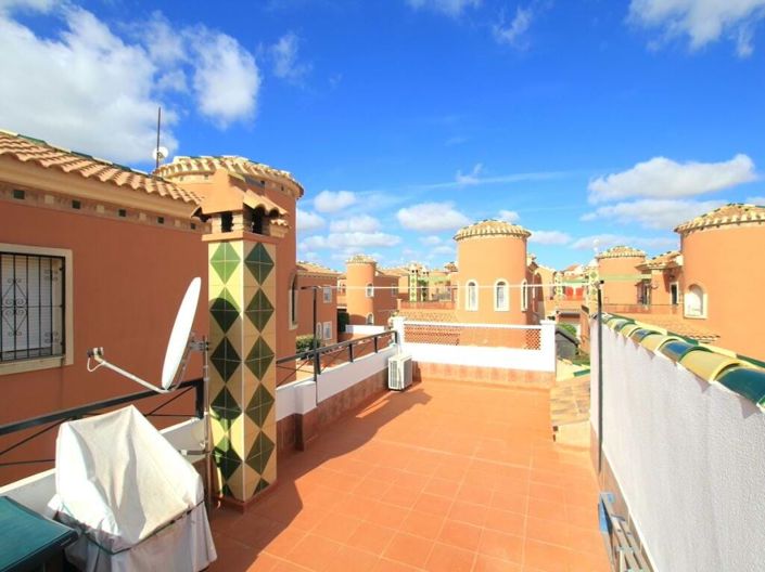 Image No.15-2 Bed Villa for sale