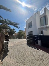 1447-624883-78d1f4f8b6655591b02d22fabb36a692d