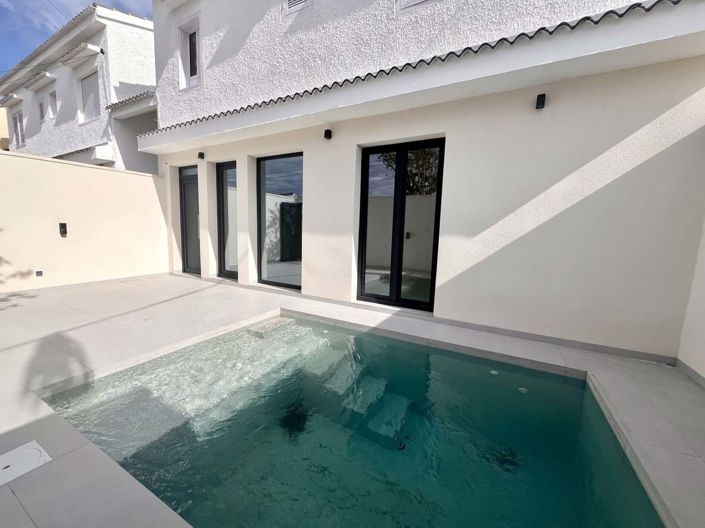 Image No.28-3 Bed Bungalow for sale