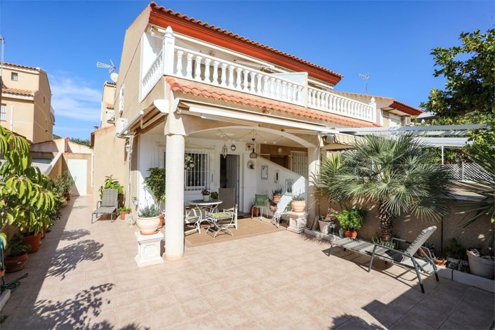 Image No.1-2 Bed Semi-Detached for sale