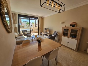 1447-515210-78d1f4f8b6655591b02d22fabb36a692d