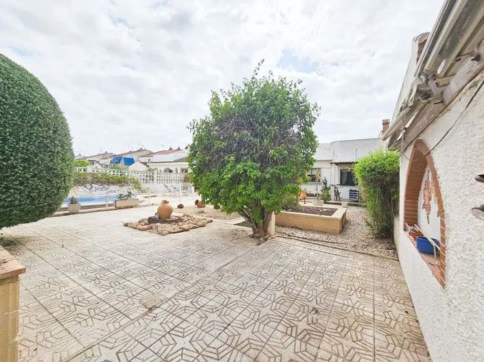 Image No.12-3 Bed Villa for sale