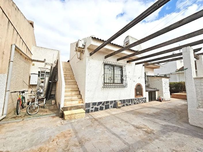 Image No.39-3 Bed Villa for sale