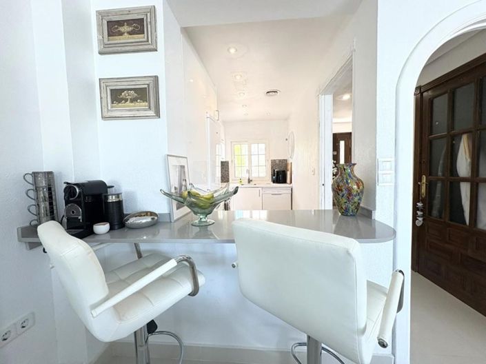 Image No.27-3 Bed Apartment for sale