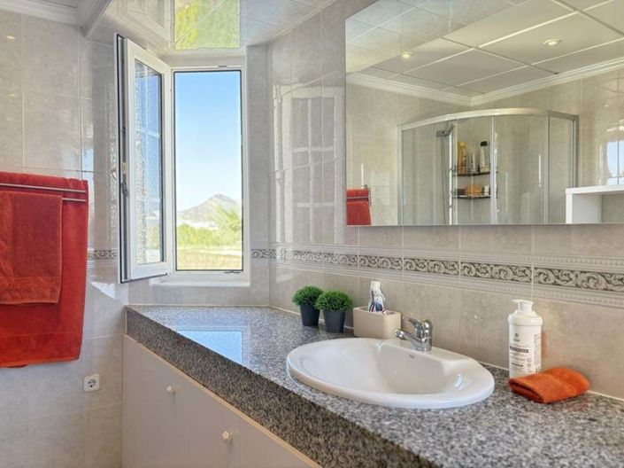 Image No.42-3 Bed Apartment for sale