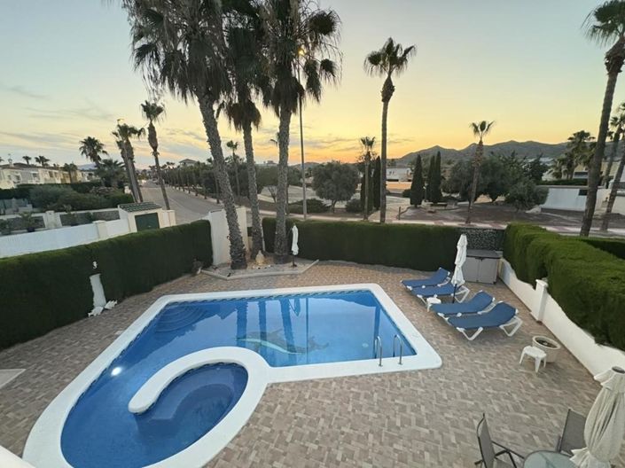 Image No.16-2 Bed Apartment for sale