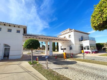 1447-631959-78d1f4f8b6655591b02d22fabb36a692d