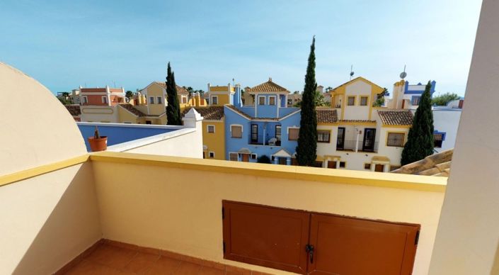 Image No.12-2 Bed Townhouse for sale