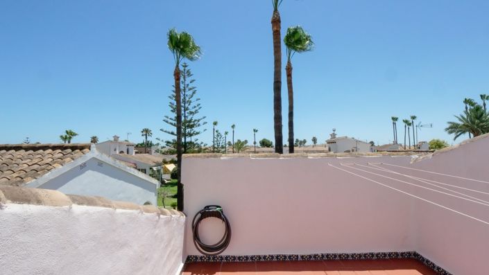 Image No.13-3 Bed Townhouse for sale