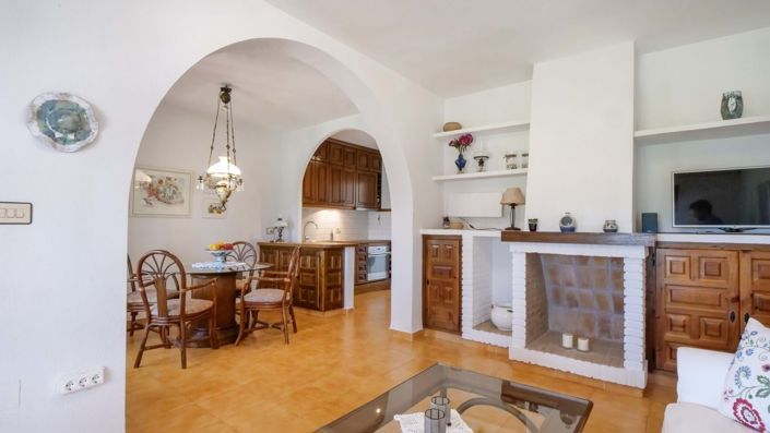 Image No.20-3 Bed Townhouse for sale