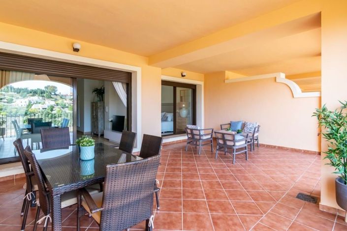 Image No.3-3 Bed Apartment for sale