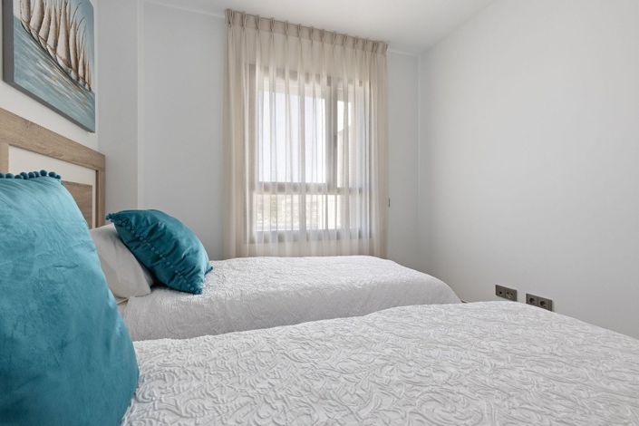 Image No.37-3 Bed Apartment for sale